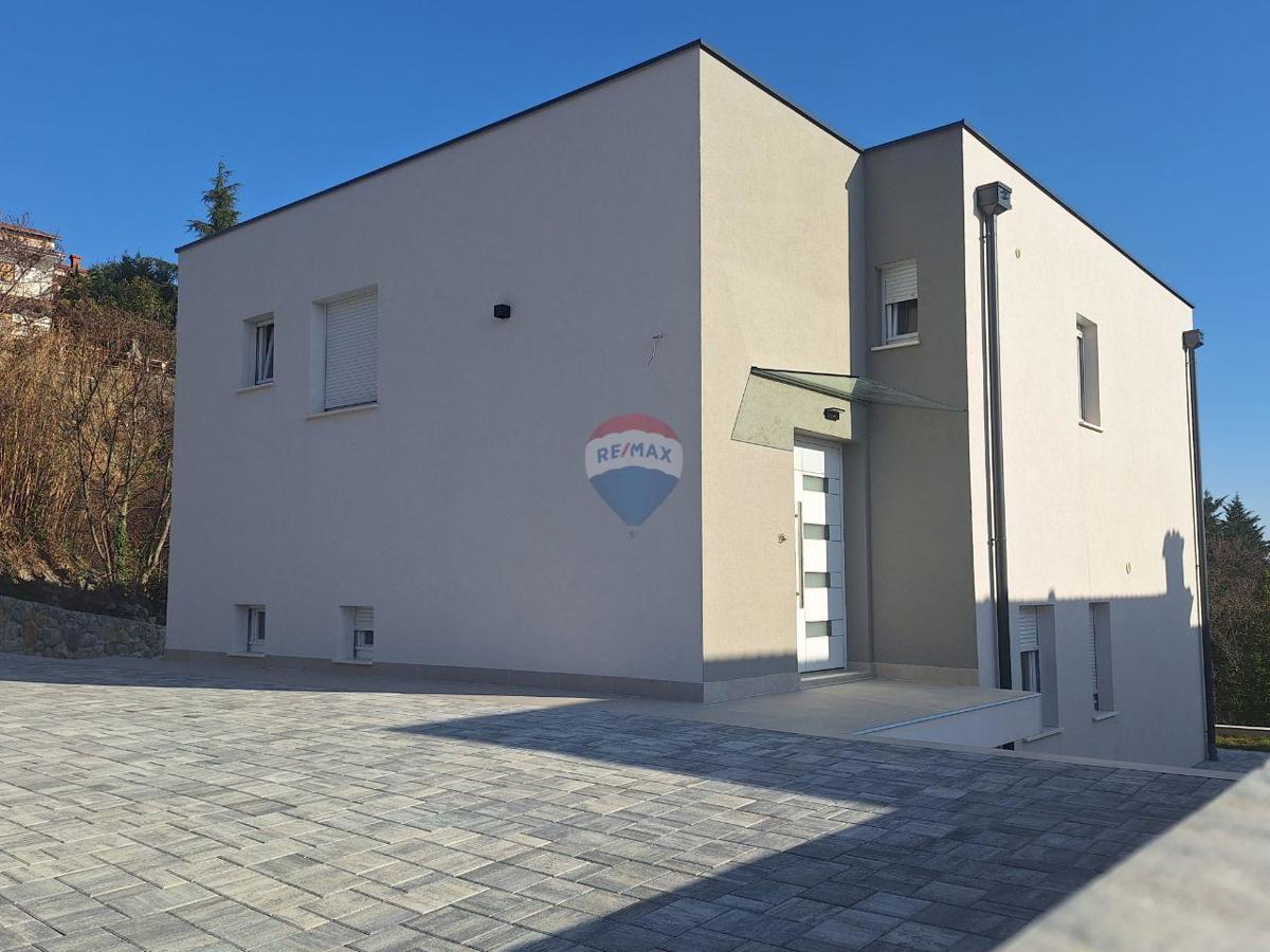 Hiša Ćikovići, Kastav, 185m2