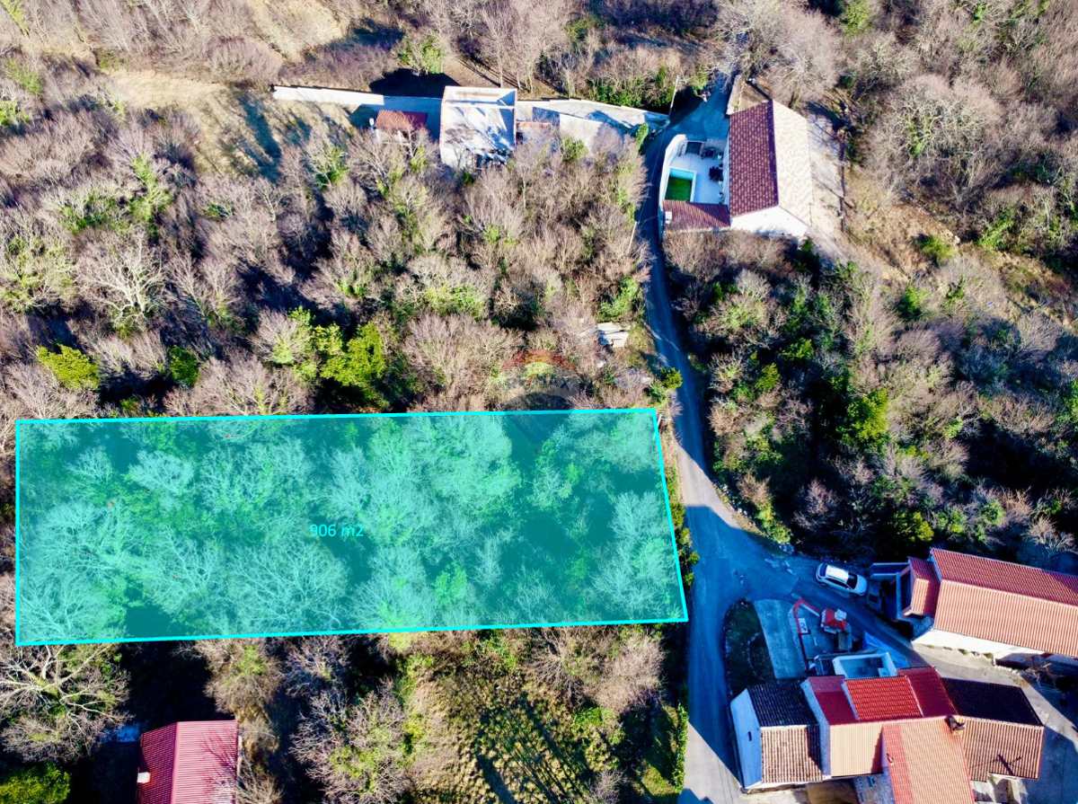 Crikvenica, Tribalj – ravno zazidljivo zemljišče velikosti 900 m²