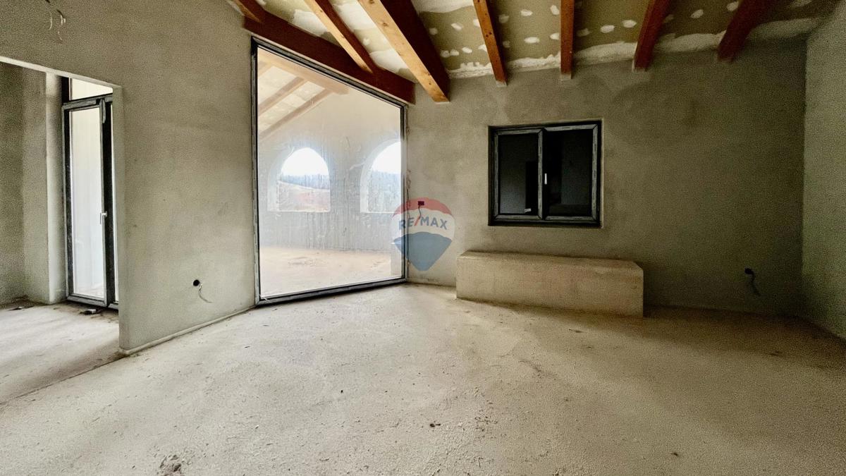 Hiša Vižinada, 530m2