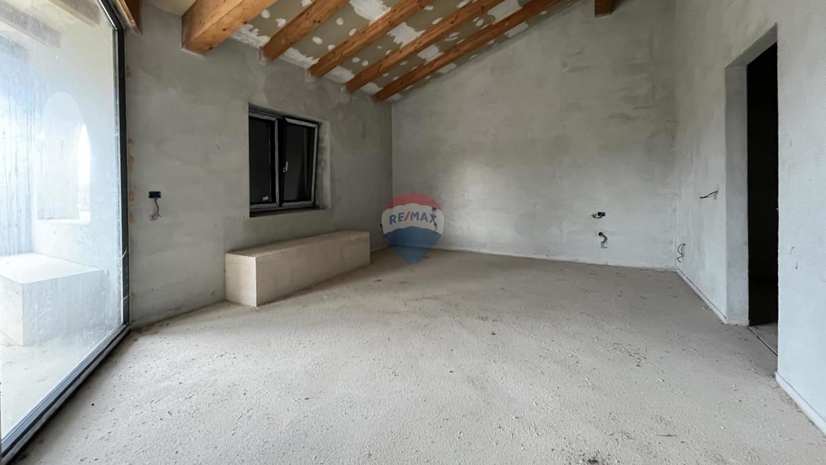 Hiša Vižinada, 530m2