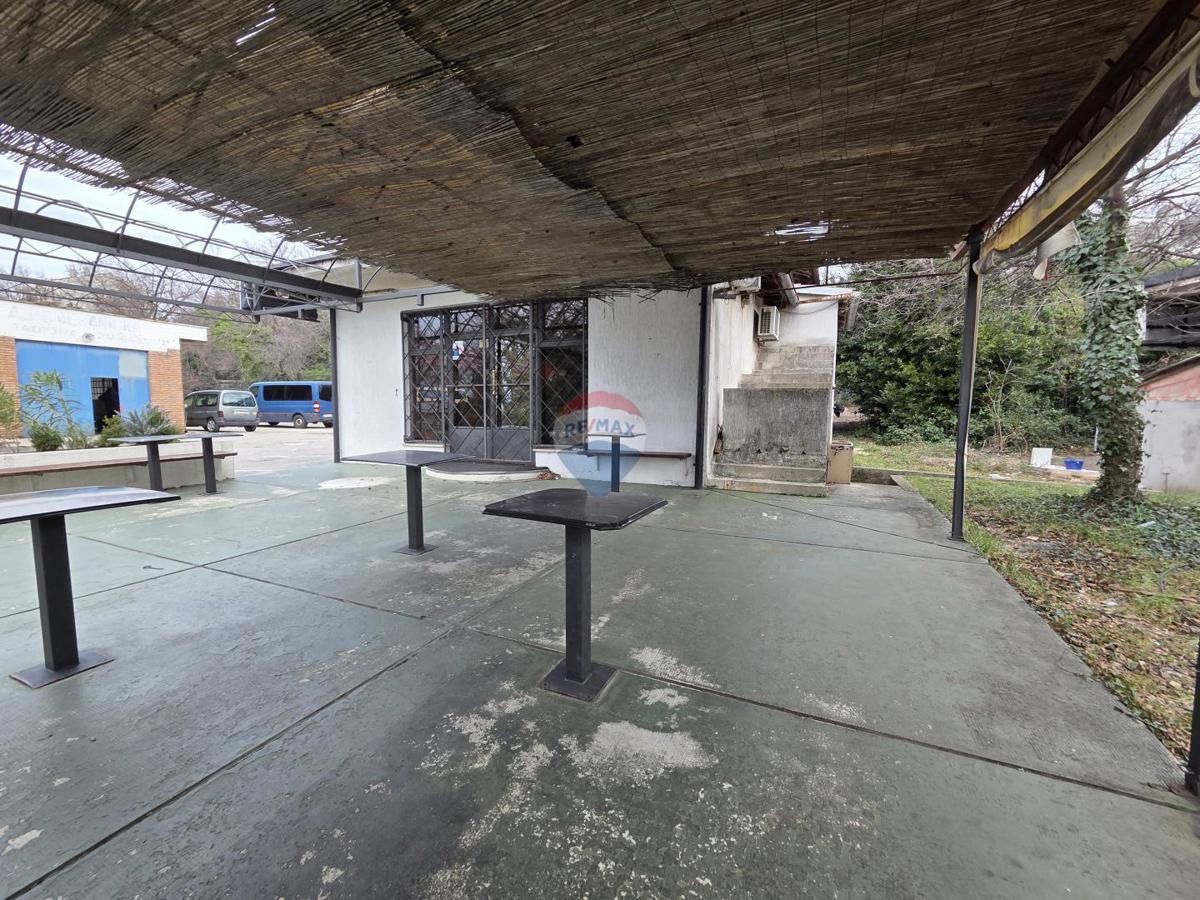 Poslovni prostori Kostrena, 350m2