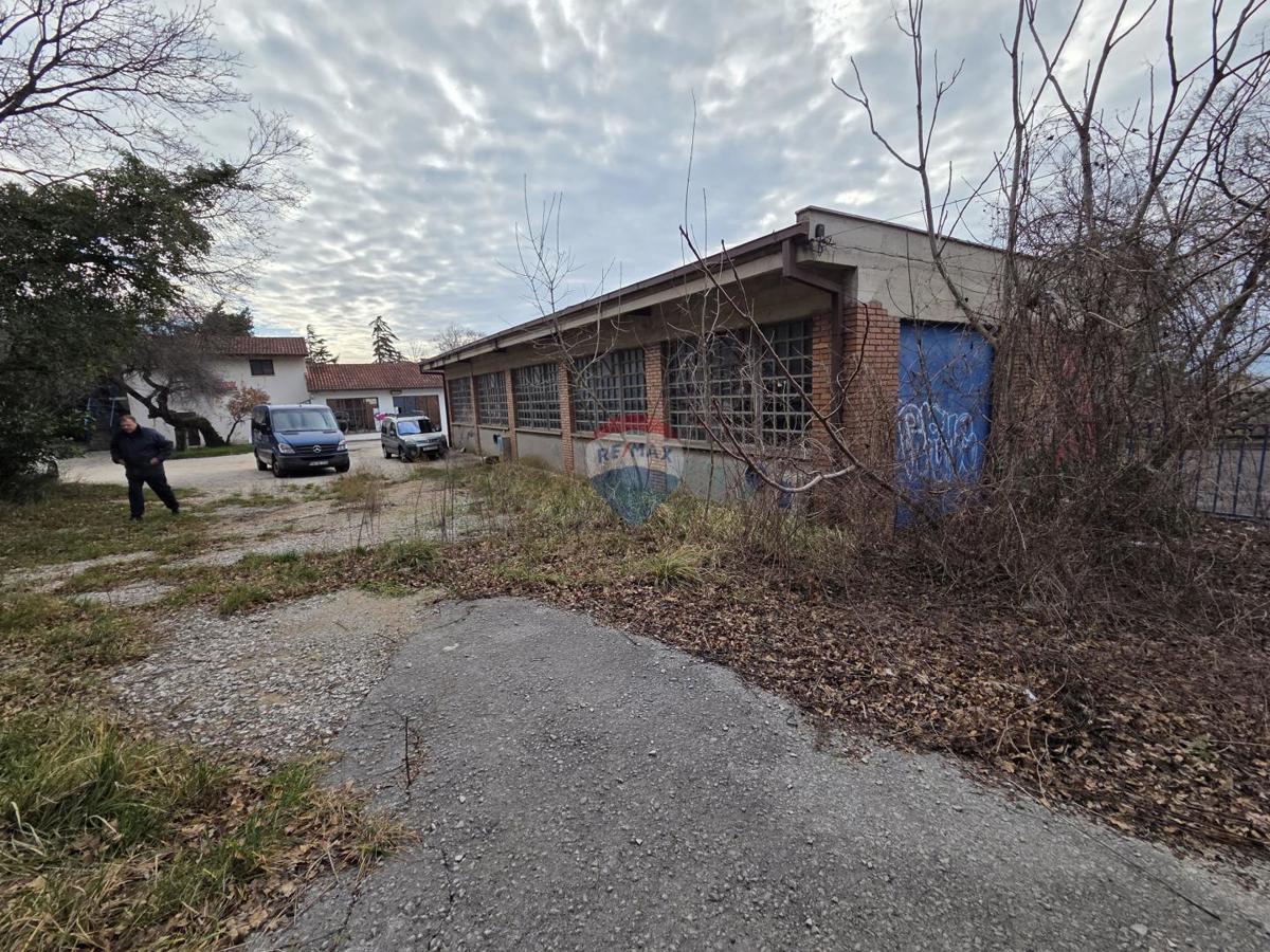 Poslovni prostori Kostrena, 350m2