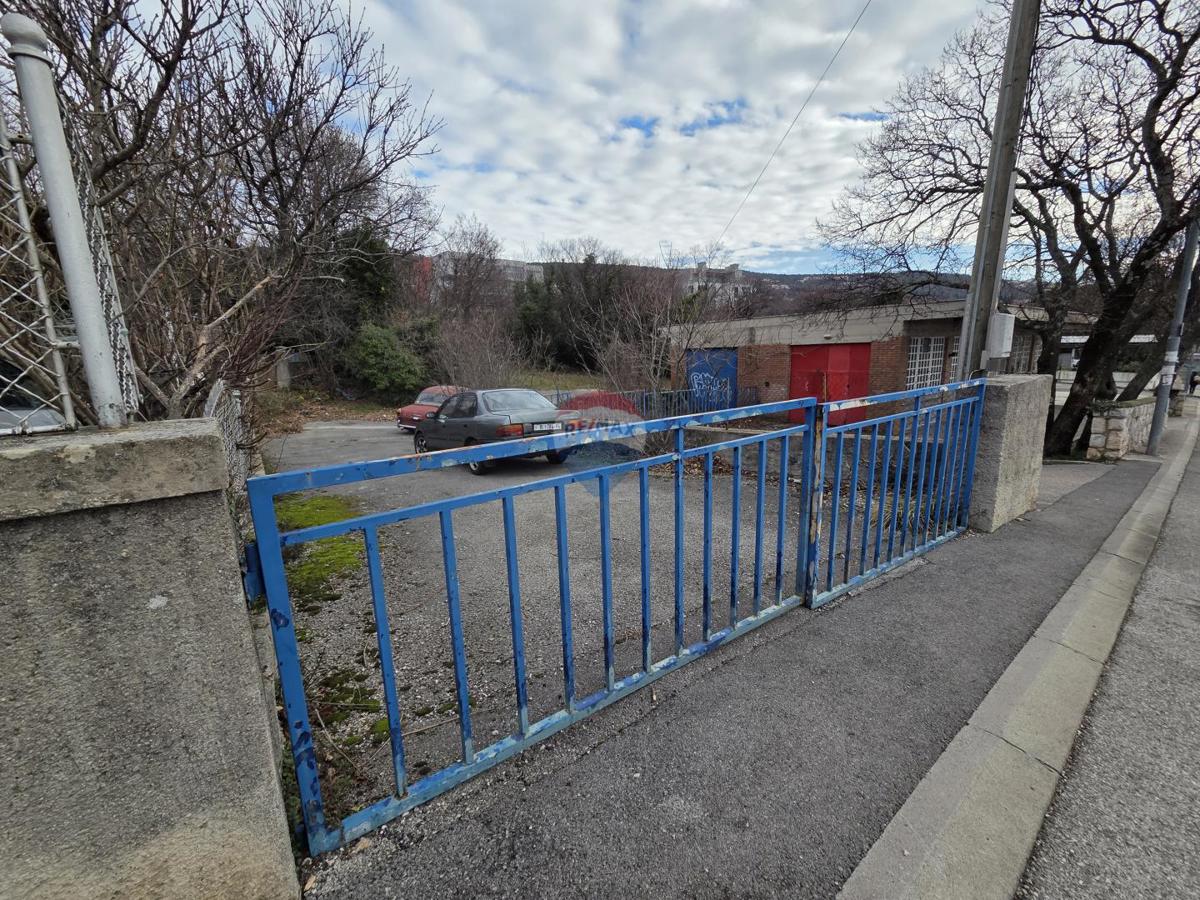 Poslovni prostori Kostrena, 350m2