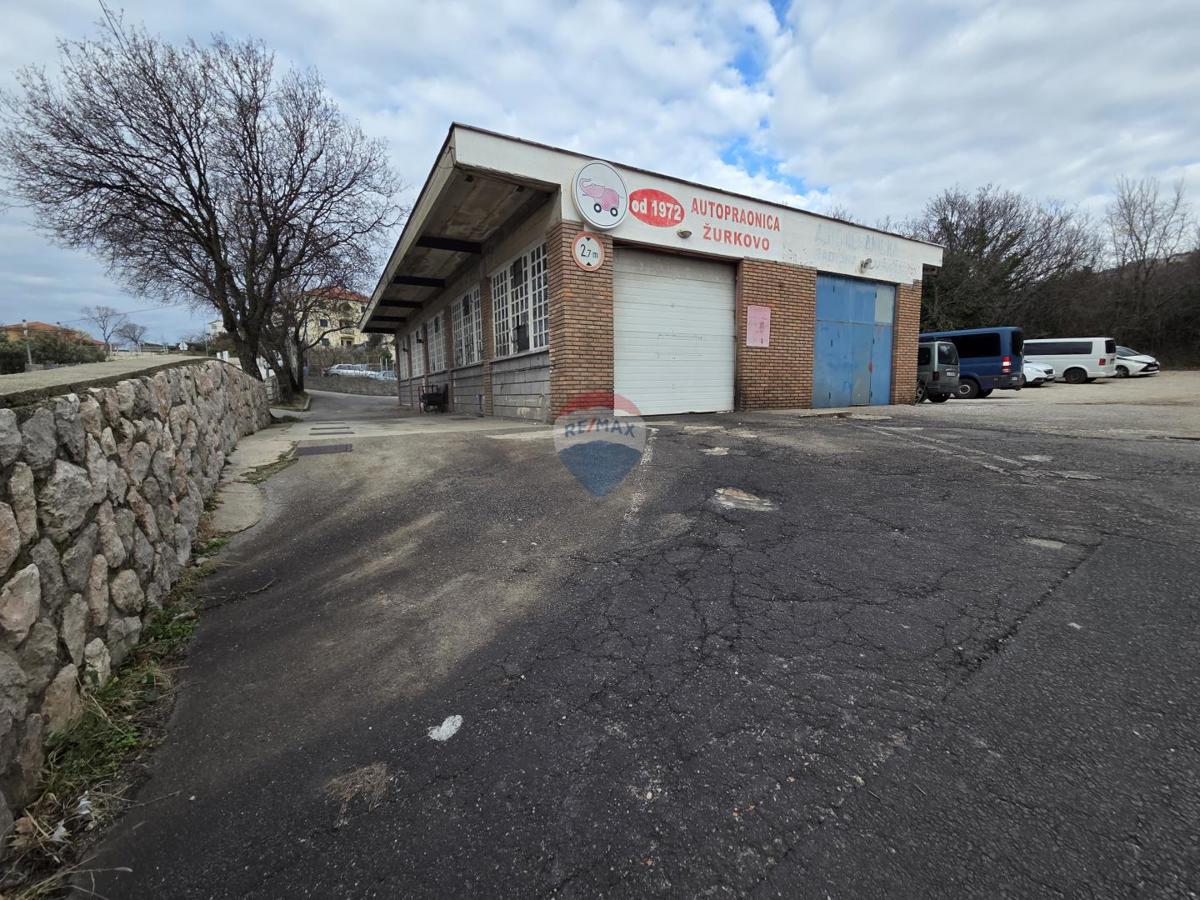 Poslovni prostori Kostrena, 350m2