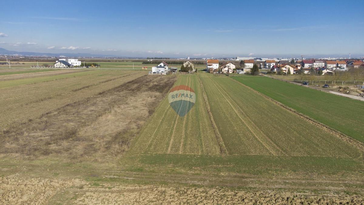 Stavbno zemljišče Gradići, Velika Gorica - Okolica, 2.093m2