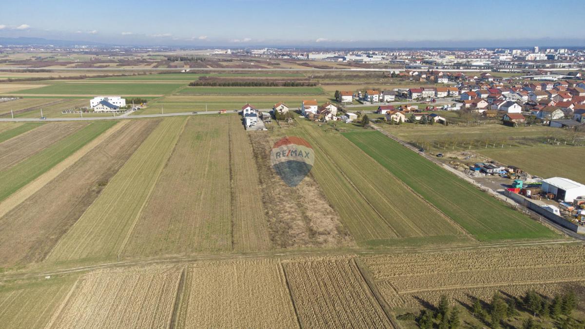 Stavbno zemljišče Gradići, Velika Gorica - Okolica, 2.093m2