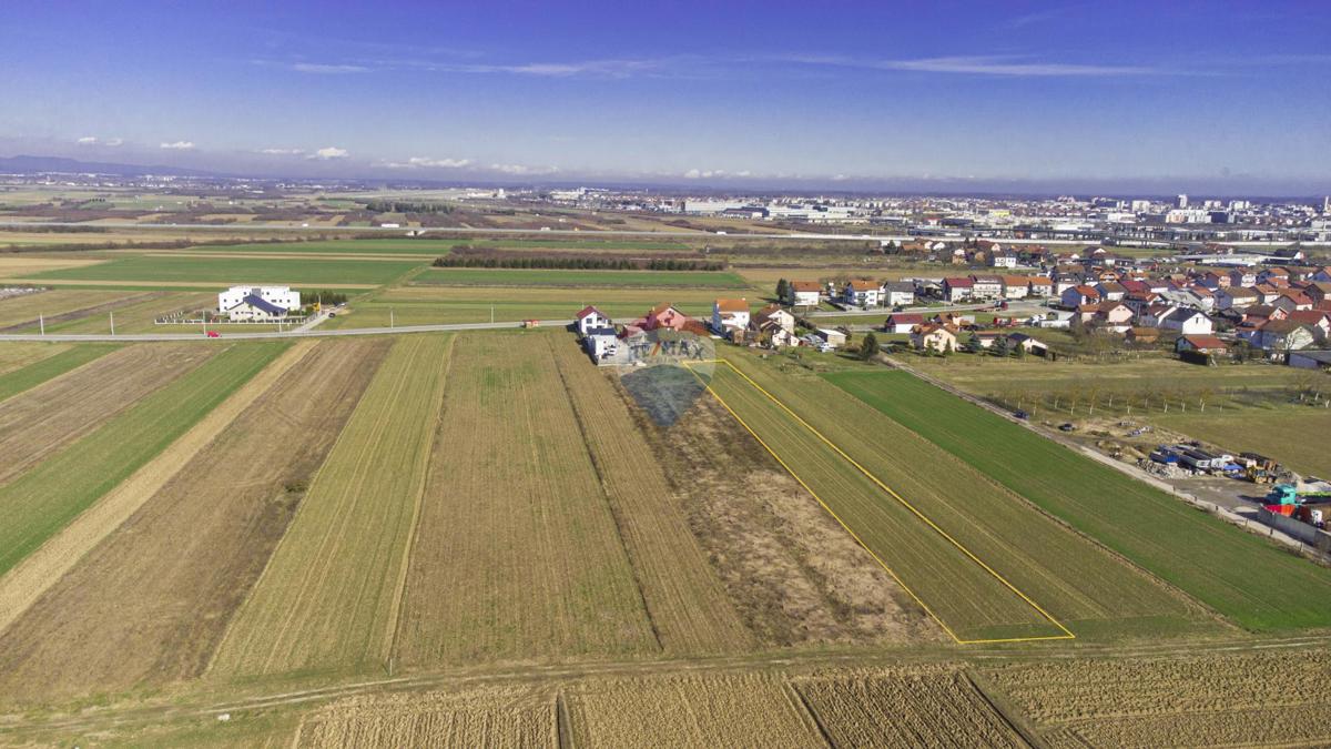 Stavbno zemljišče Gradići, Velika Gorica - Okolica, 2.093m2