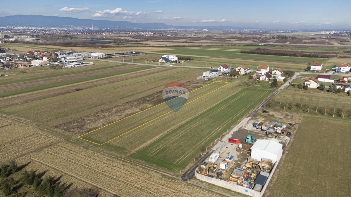 Stavbno zemljišče Gradići, Velika Gorica - Okolica, 2.093m2