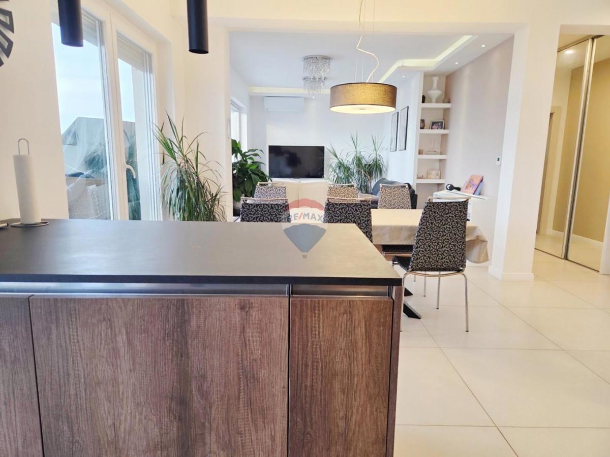 Stanovanje/Apartma Turnić, Rijeka, 114,75m2