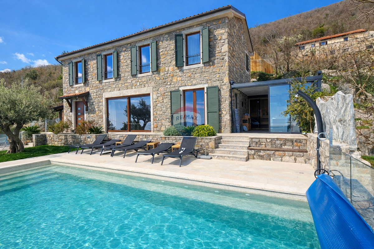 Hiša Poljane, Opatija - Okolica, 250m2