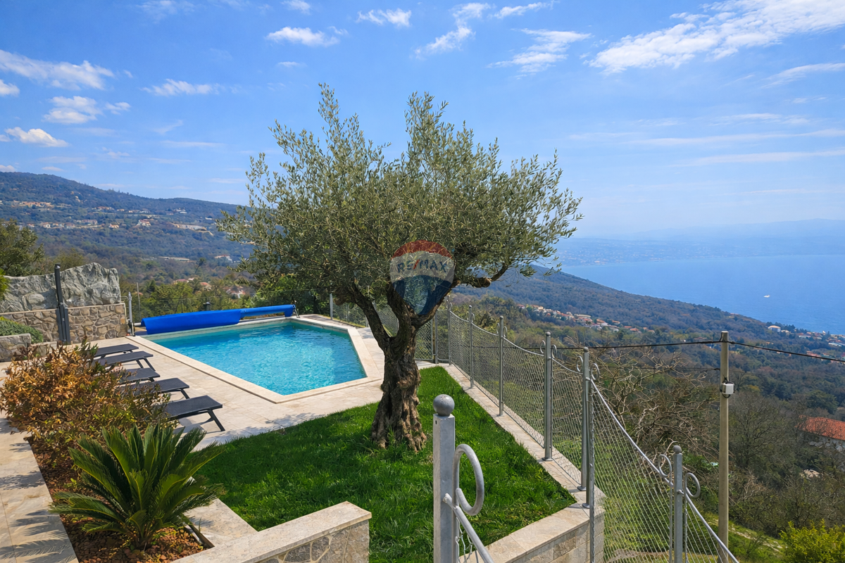 Hiša Poljane, Opatija - Okolica, 250m2