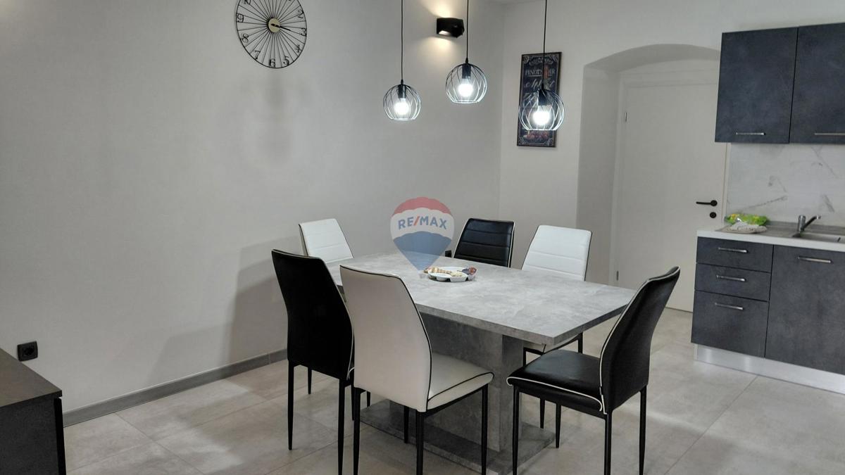 Stanovanje/Apartma Centar, Rijeka, 75m2