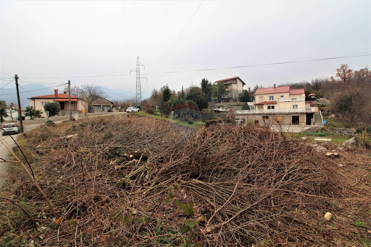 Stavbno zemljišče Matulji, 1.000m2