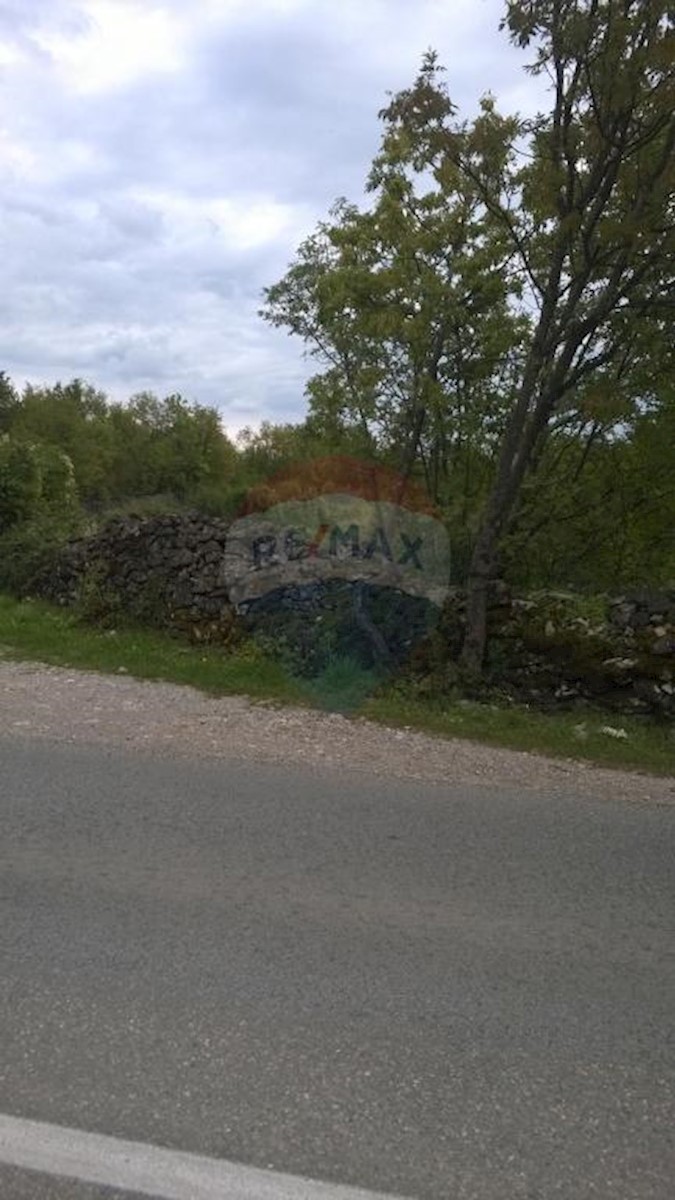 Stavbno zemljišče Marčelji, Viškovo, 740m2