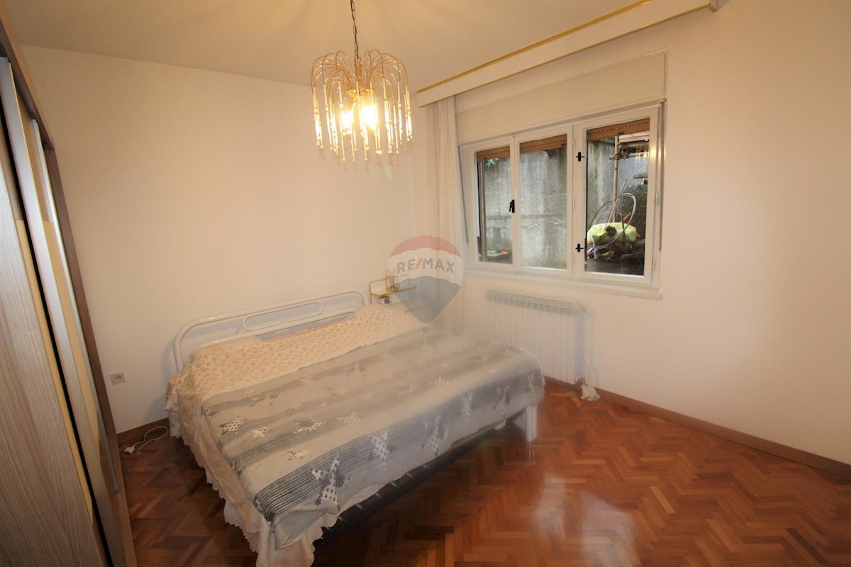Jušići, Matulji, 260m2