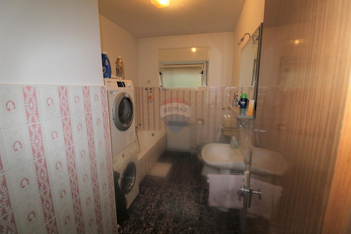 Jušići, Matulji, 260m2