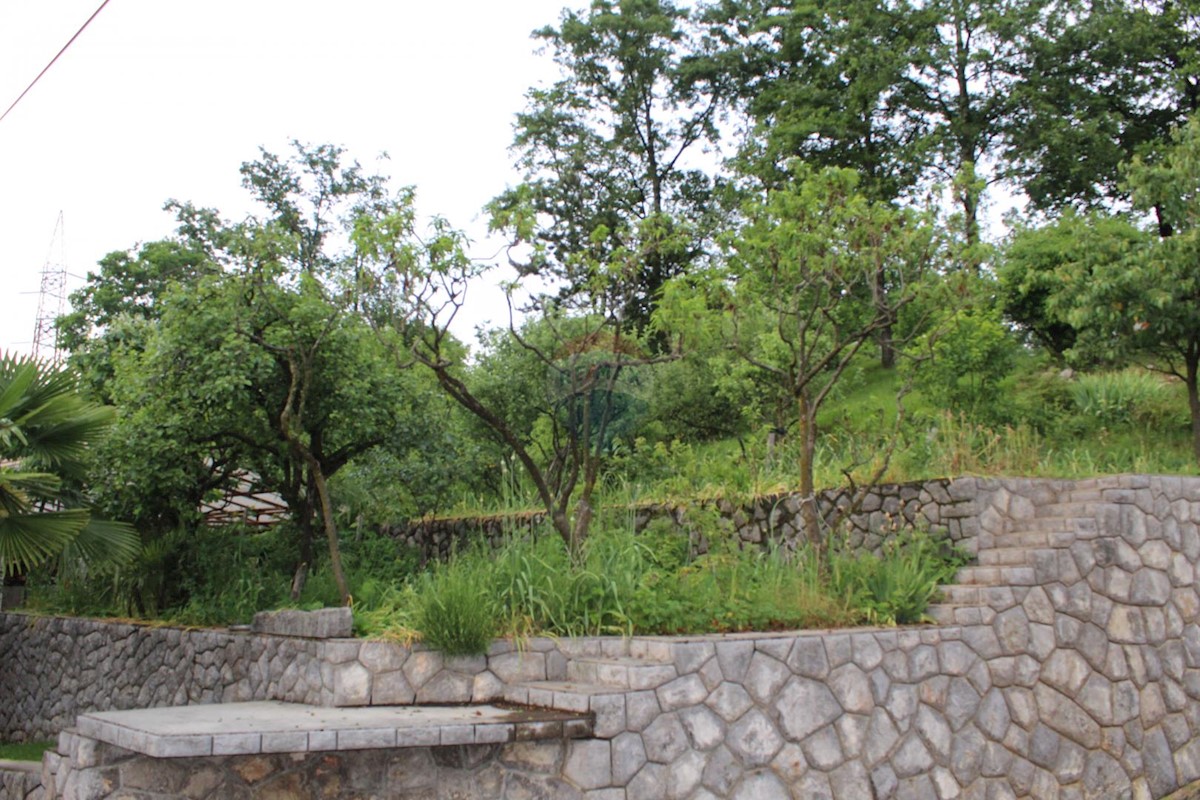 Jušići, Matulji, 260m2