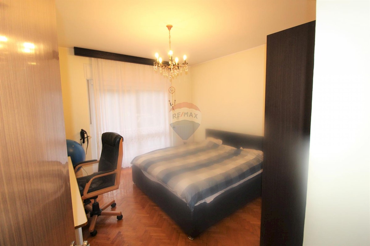 Jušići, Matulji, 260m2