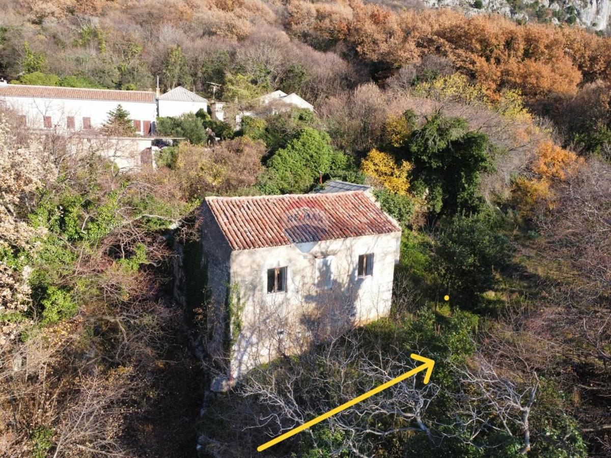 Bribir, Vinodolska Općina, 1.100m2