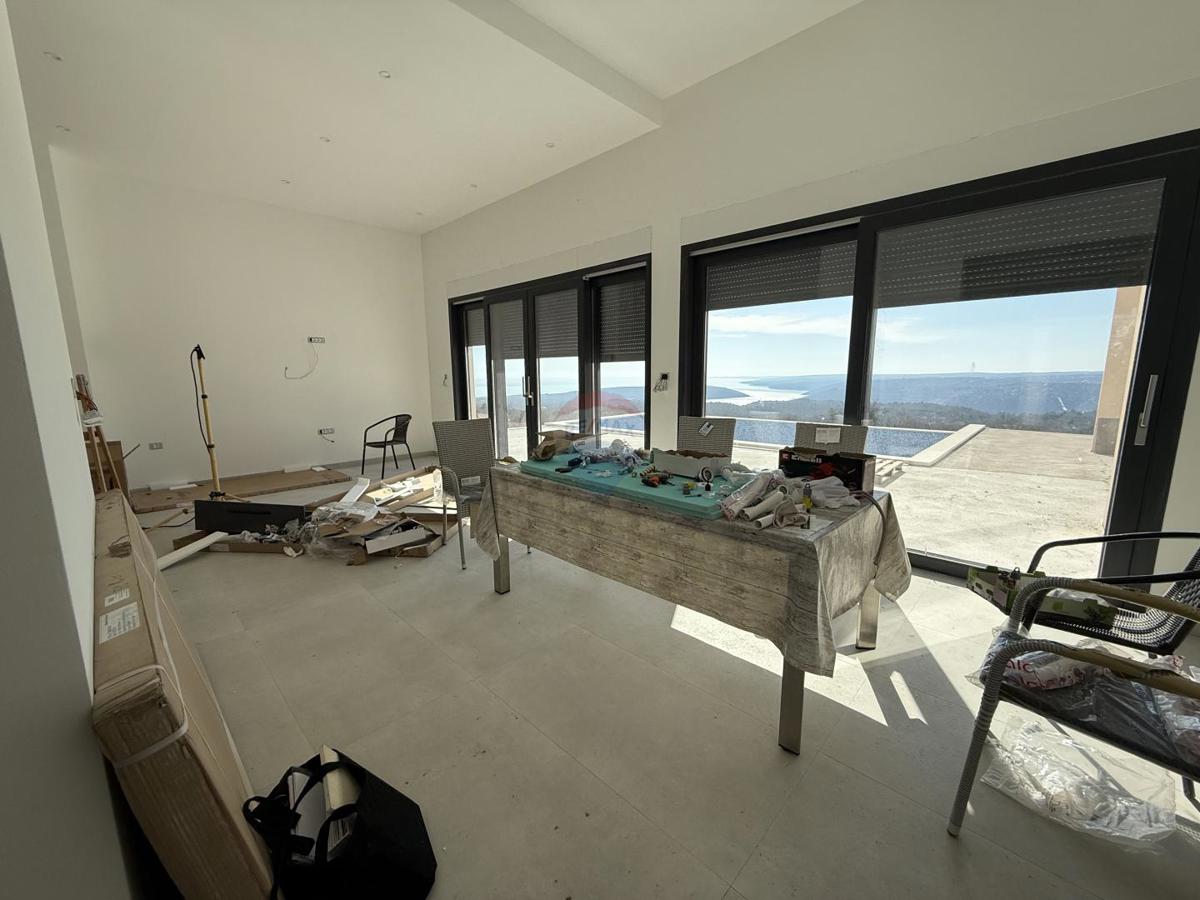 ISTRIA, LABIN - Ground floor house with a fantastic sea view