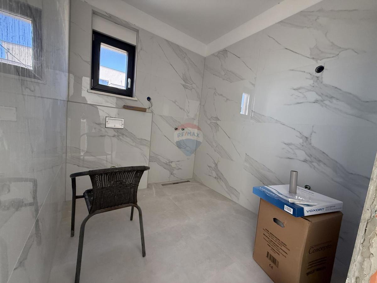 ISTRIA, LABIN - Ground floor house with a fantastic sea view