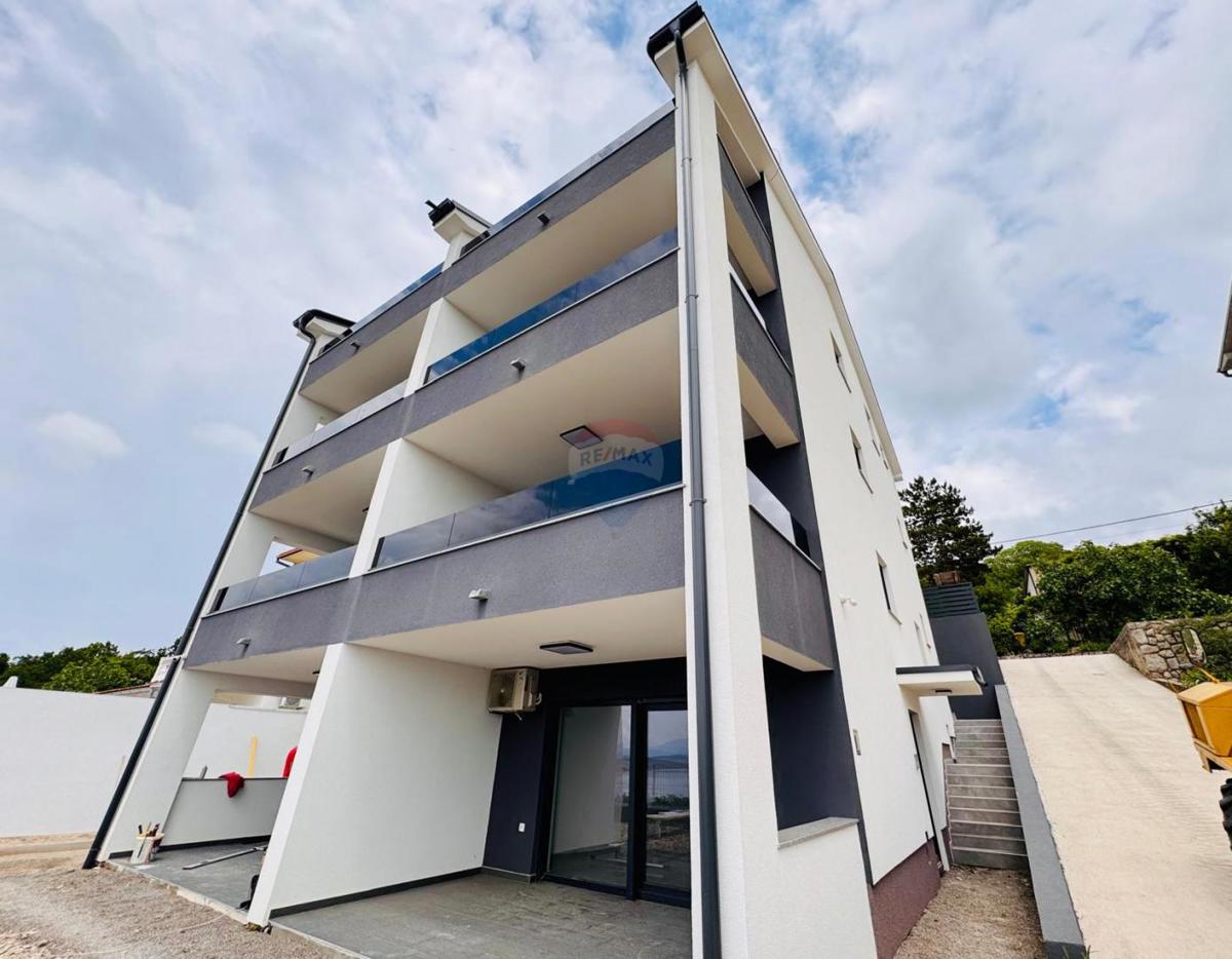 Dramalj, Crikvenica, 96m2