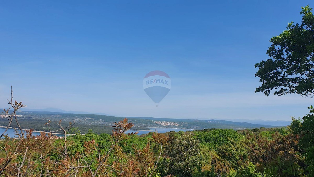 Punat, 3.528m2