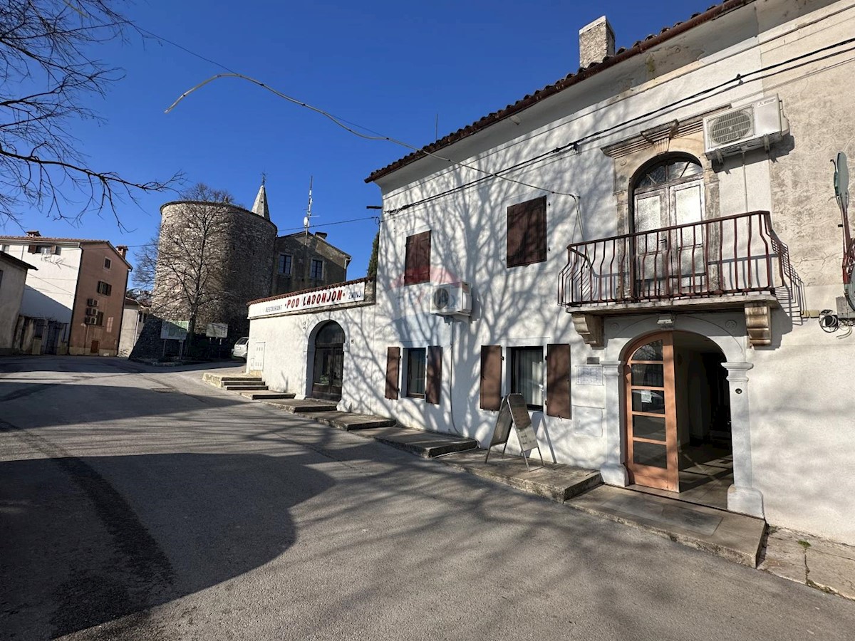 ISTRIA, ŽMINJ - Restaurant in the old town