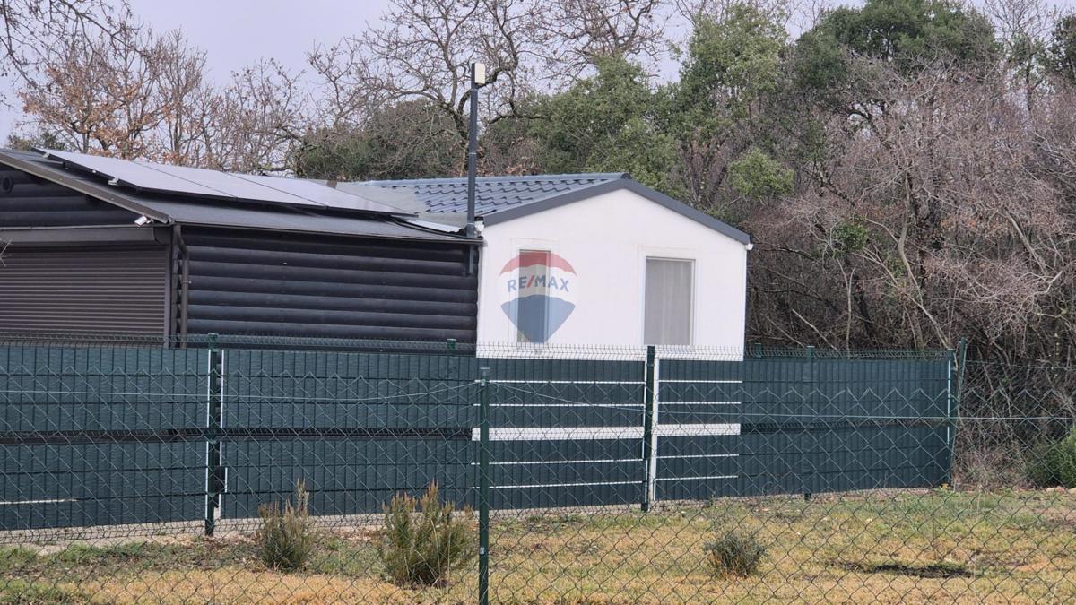 Hiša Peroj, Vodnjan, 42m2