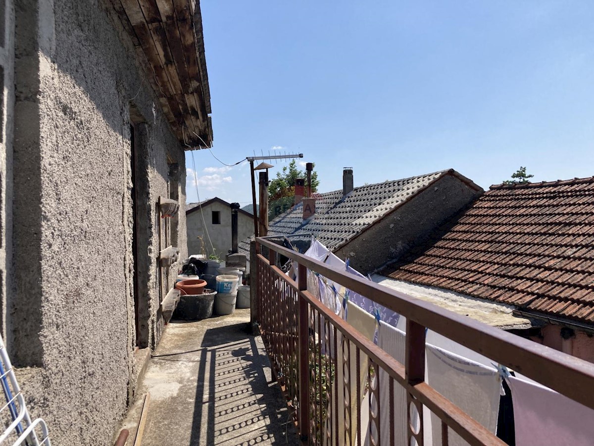 Hiša Podhum, Jelenje, 180m2