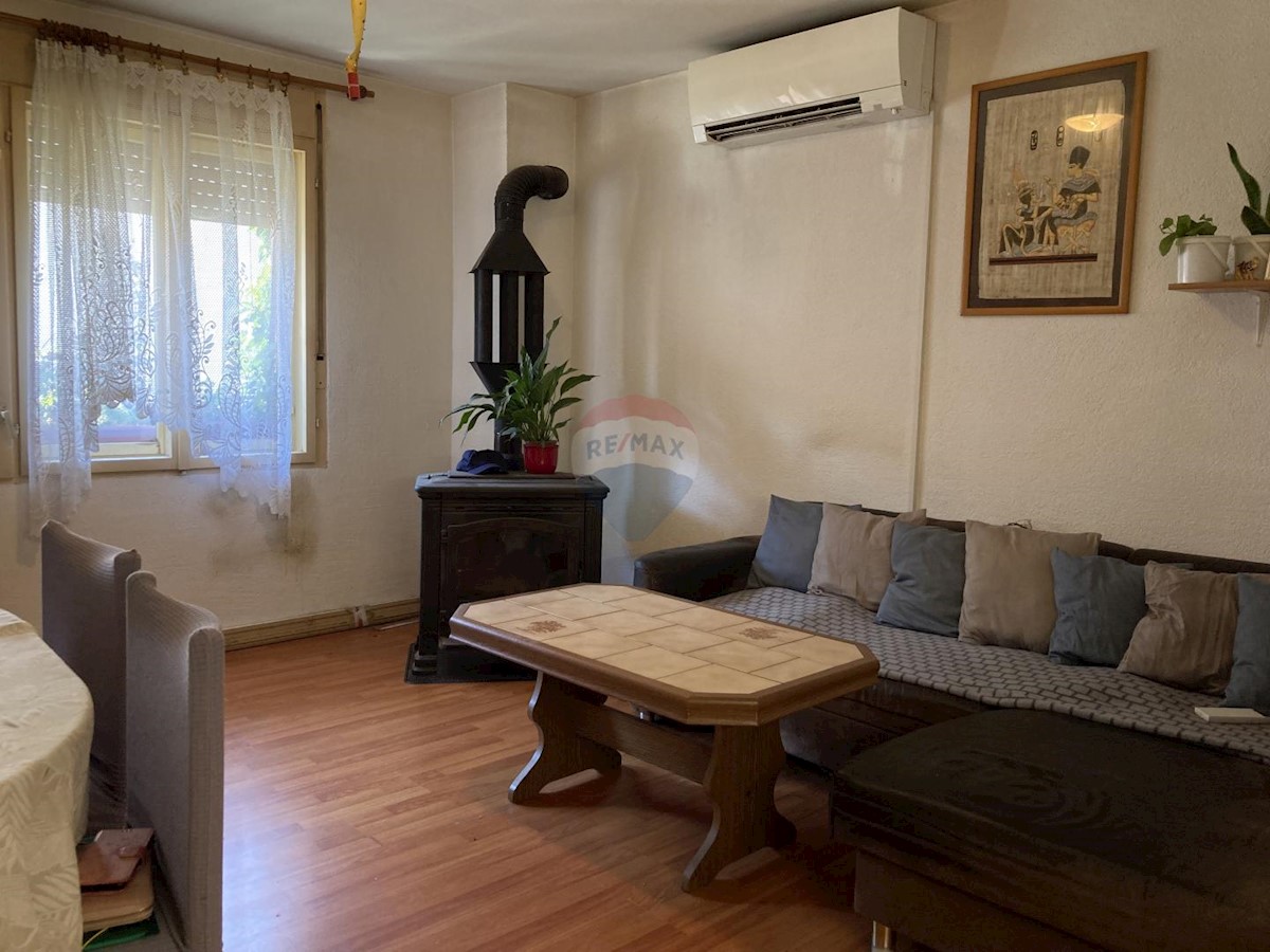 Hiša Podhum, Jelenje, 180m2