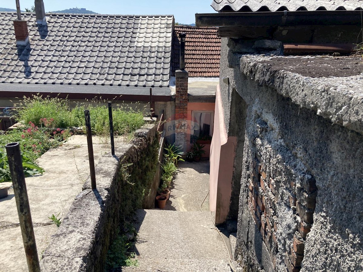 Hiša Podhum, Jelenje, 180m2