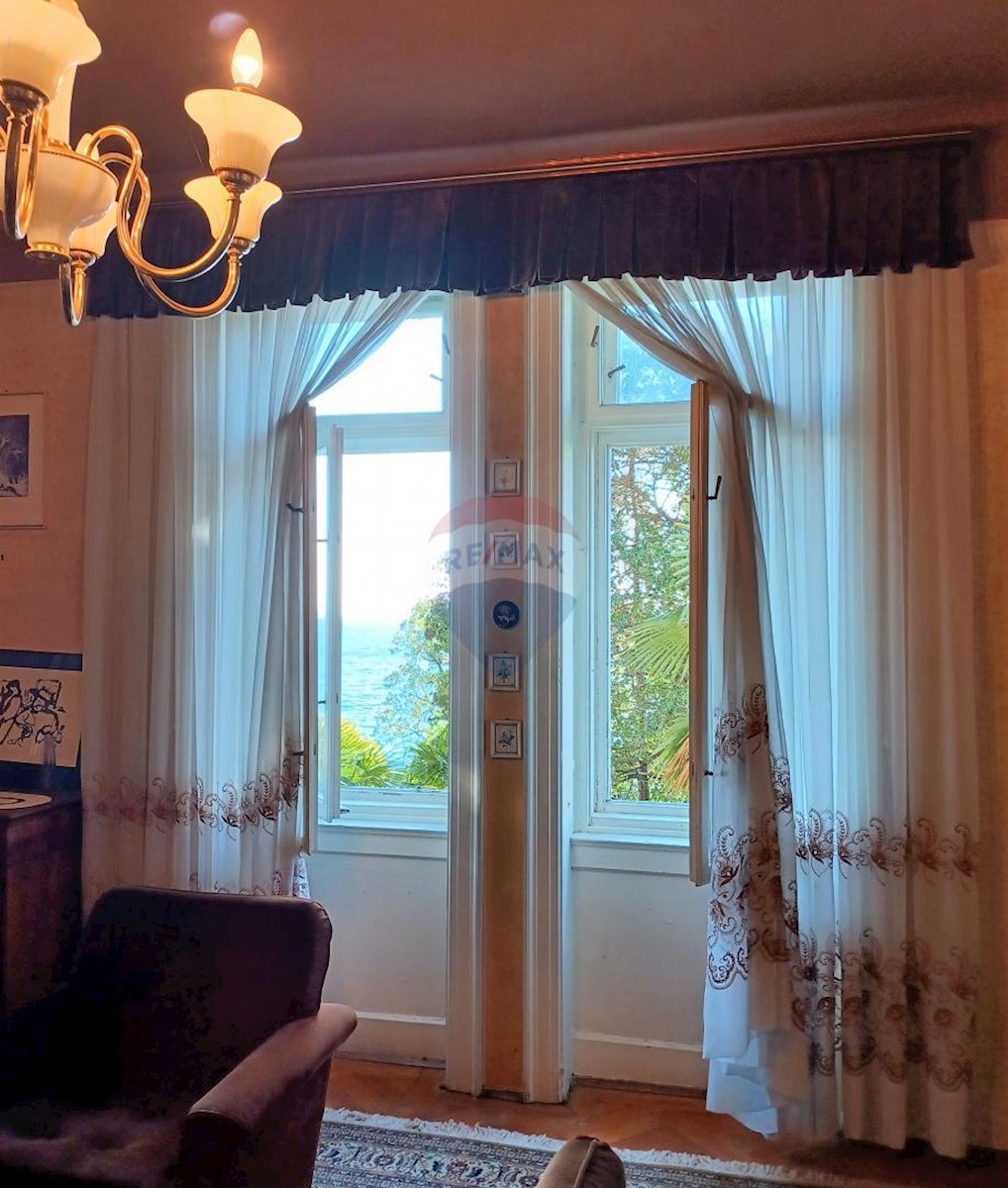 Stanovanje/Apartma Dobreć, Opatija - Okolica, 294m2