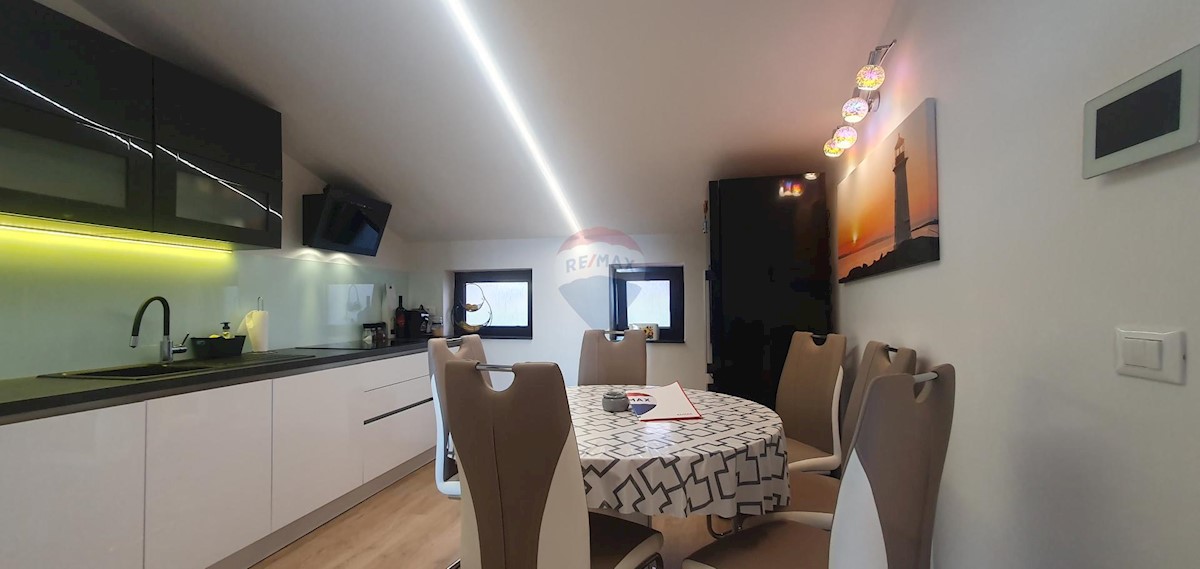 Stanovanje/Apartma Senj, 101,25m2