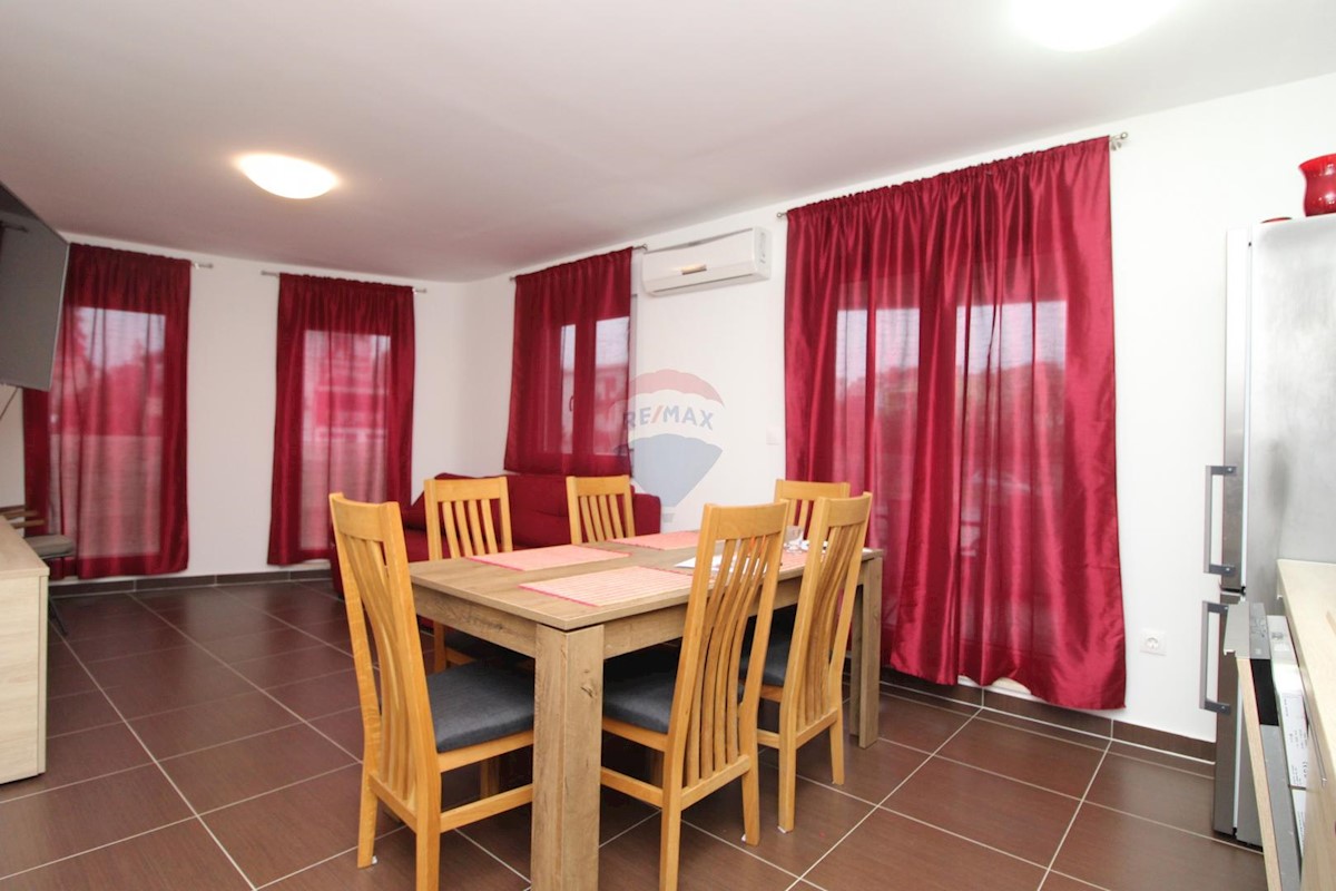 Stanovanje/Apartma Vidikovac, Pula, 75m2