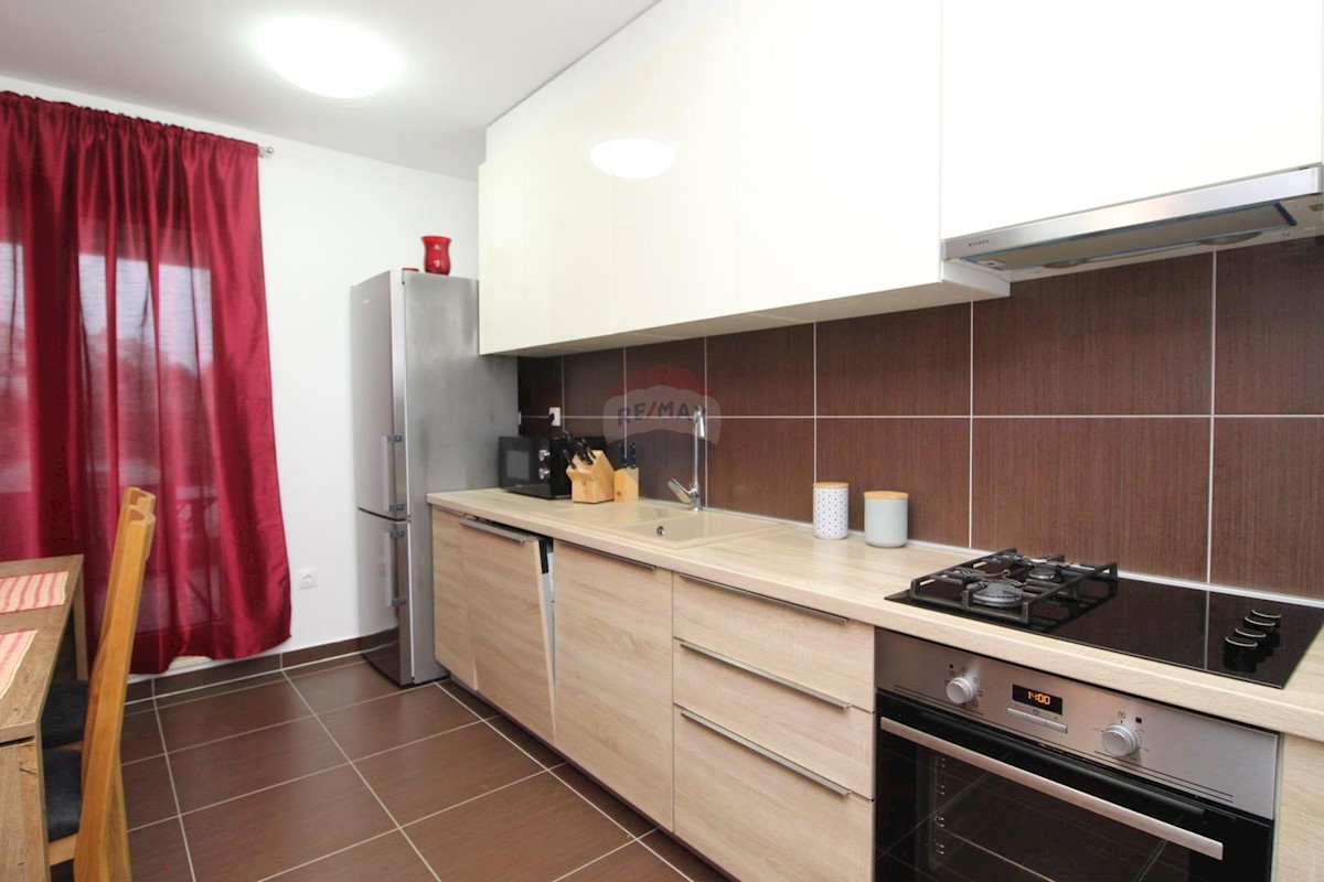 Stanovanje/Apartma Vidikovac, Pula, 75m2