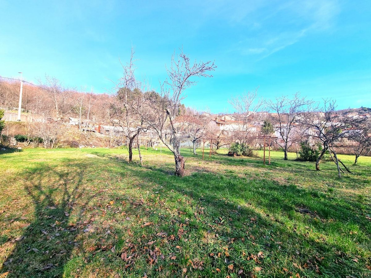 Stavbno zemljišče Belići, Kastav, 712m2