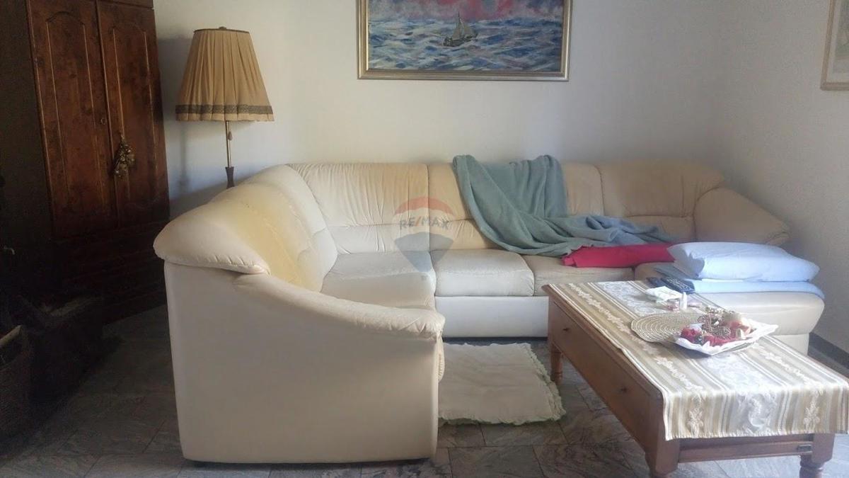 Stanovanje/Apartma Centar, Pula, 82,07m2