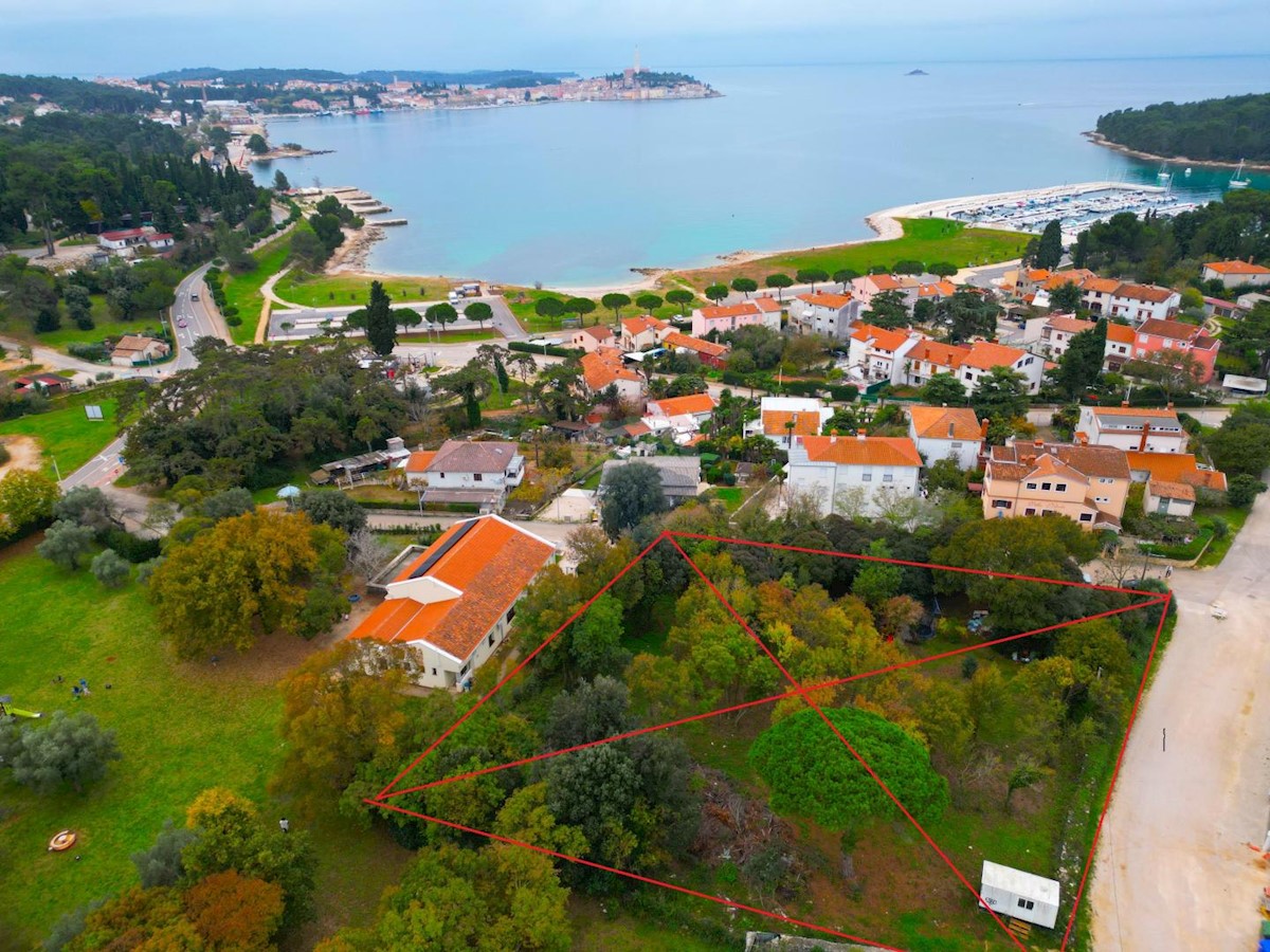 Stavbno zemljišče Rovinj, 3.100m2