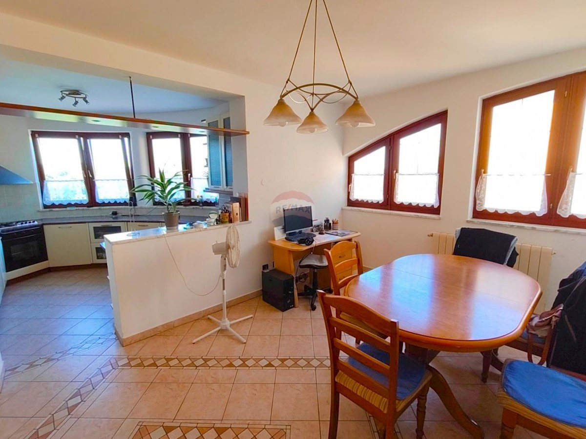 Stanovanje/Apartma Rovinj, 200m2