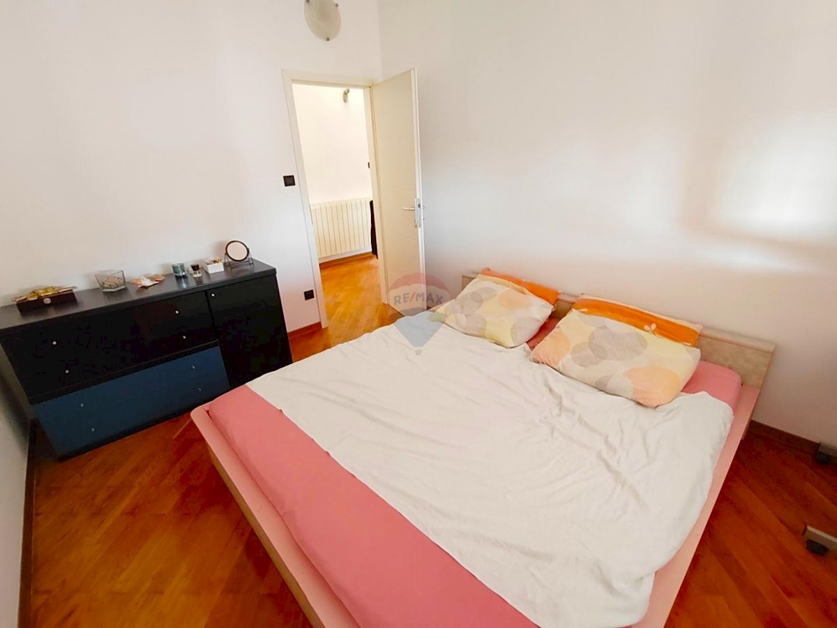 Stanovanje/Apartma Rovinj, 200m2