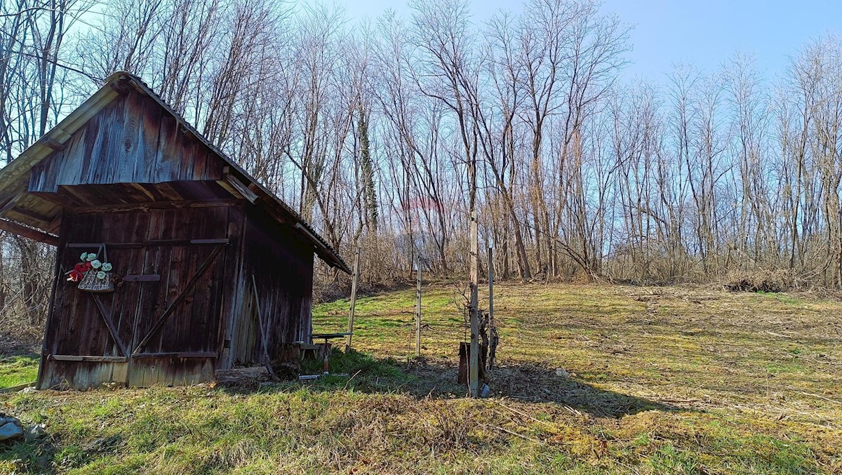 Stavbno zemljišče Duga Resa, 1.015m2