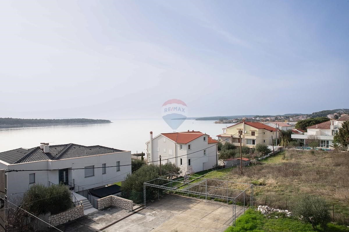 Stanovanje/Apartma Barbat na Rabu, Rab, 72m2