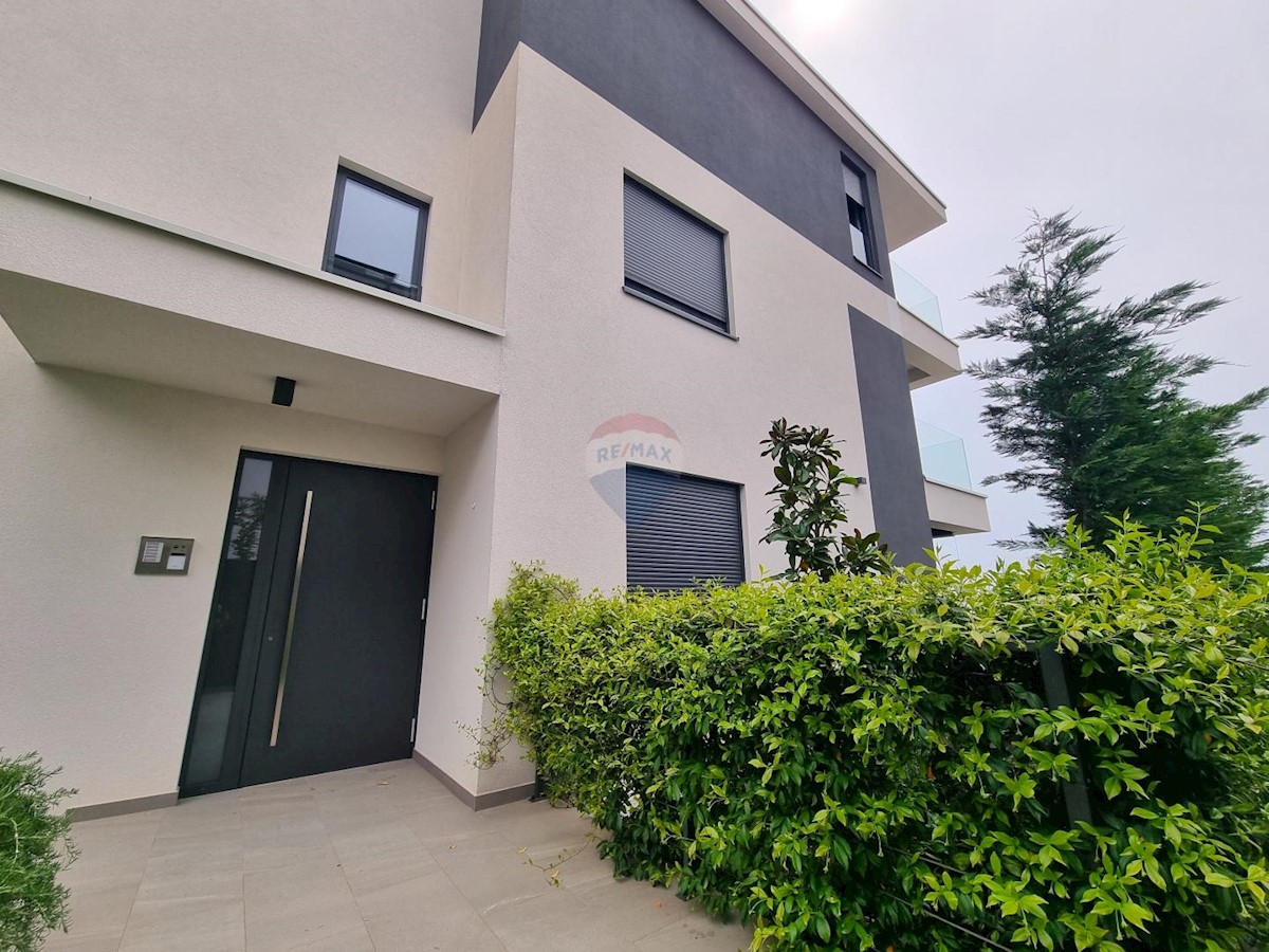 Stanovanje/Apartma Costabella, Rijeka, 78,93m2