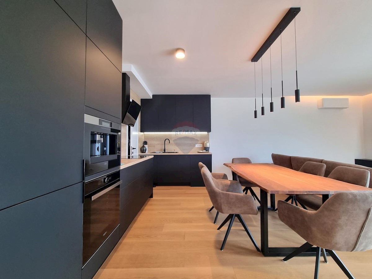 Stanovanje/Apartma Costabella, Rijeka, 78,93m2