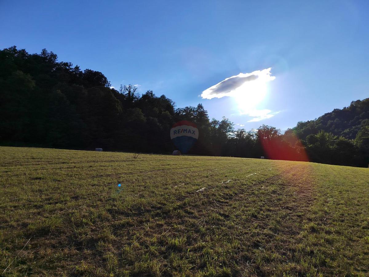Stavbno zemljišče Severin na Kupi, Vrbovsko, 73.000m2