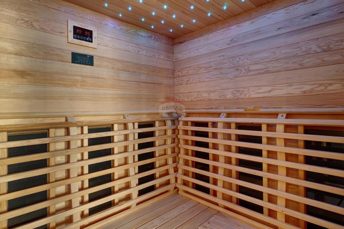 Hiša Marčana, 200m2