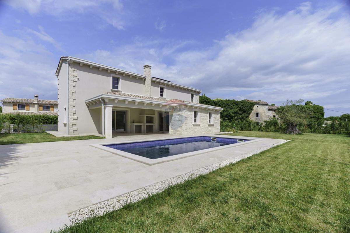 ISTRIA, BARBAN - Building plot 700 m2 with permits