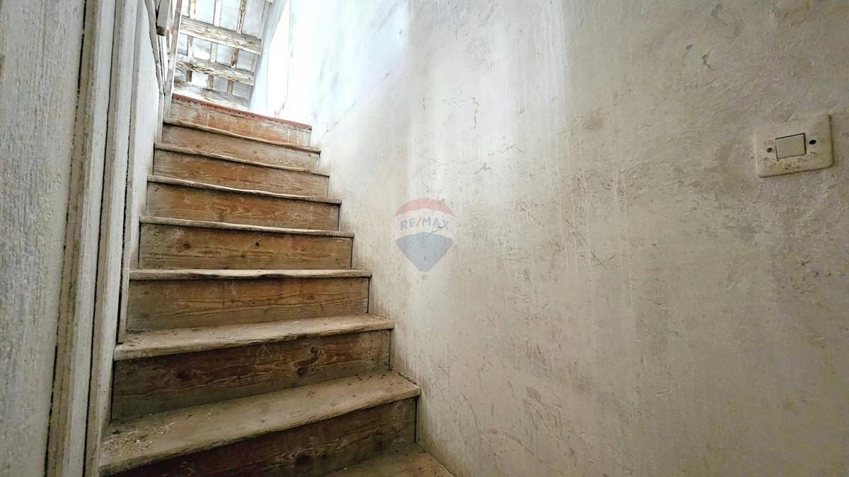 Hiša Buje, 150m2
