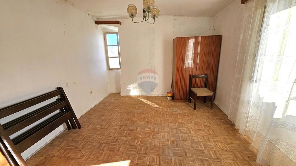 Hiša Buje, 150m2